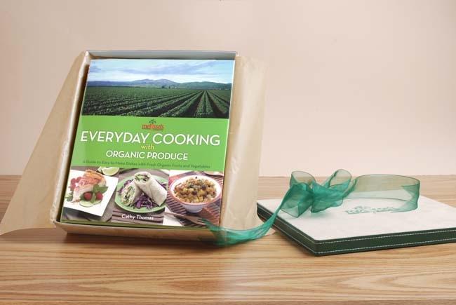 Melissa's Everyday Cooking with Organic Produce Cookbook with Gift Box